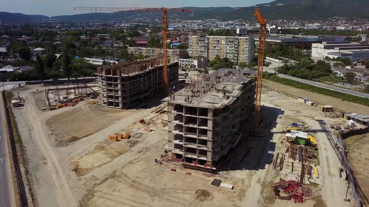 Жк красна новороссийск. ЖК красная площадь Новороссийск. Красная площадь Новороссийск стройка. Ромекс Новороссийск. Красная площадь Новороссийск Цемдолина.