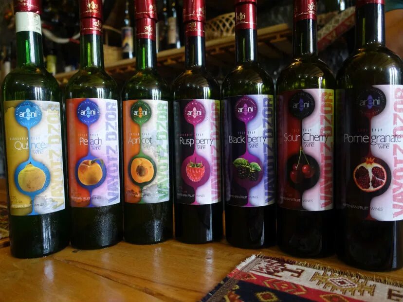 армянское виноградное вино арени. нектар armajuice манго, 750 мл. армянские напитки. армянские продукты. армянские продукты.