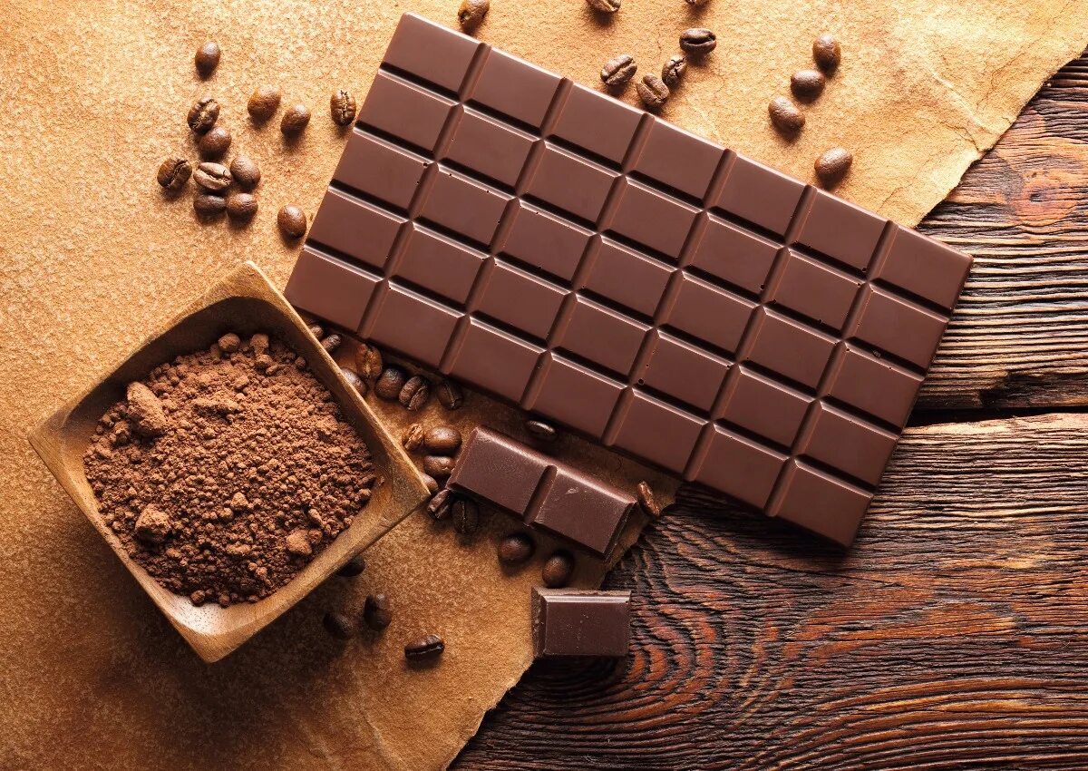 Какой шоколад более качественный. Шоколад. Плитка шоколада. Шоколадная плитка. Плиточный шоколад.
