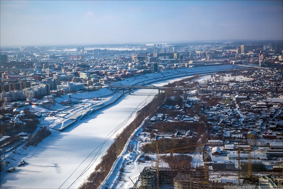 Кому тюмень. Город Тюмень сверху. Зимняя Тюмень. Тюмень вид сверху. SKYSCRAPERCITY Тюмень.