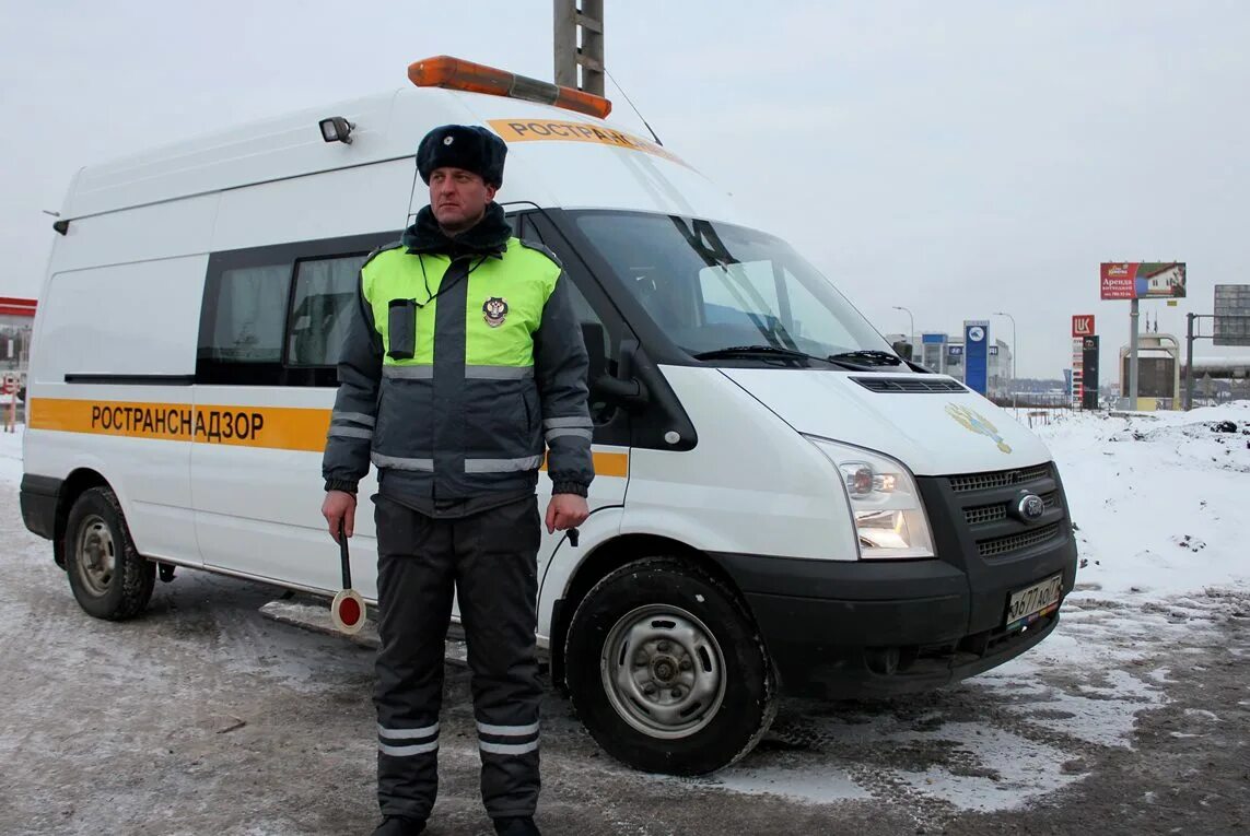 диспетчер автомобильного транспорта. водитель газпром. вахтовый автомобиль. служба автотранспорта. механик автотранспорта.