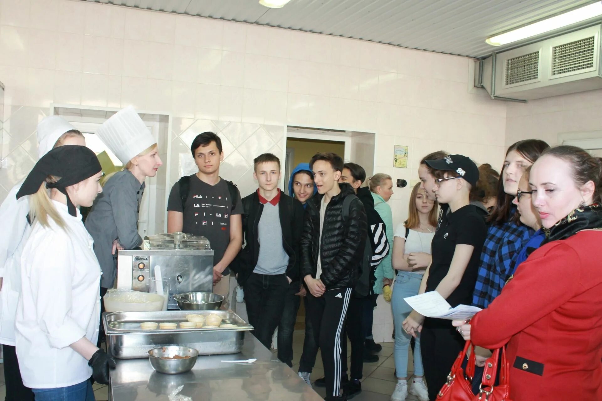 Вологодский колледж сервиса вологда. Гапоу мо мурманский технологический колледж сервиса. колледж сервиса. дод2019 колледж сервиса и дизайна. международный колледж сервиса казань день открытых дверей.