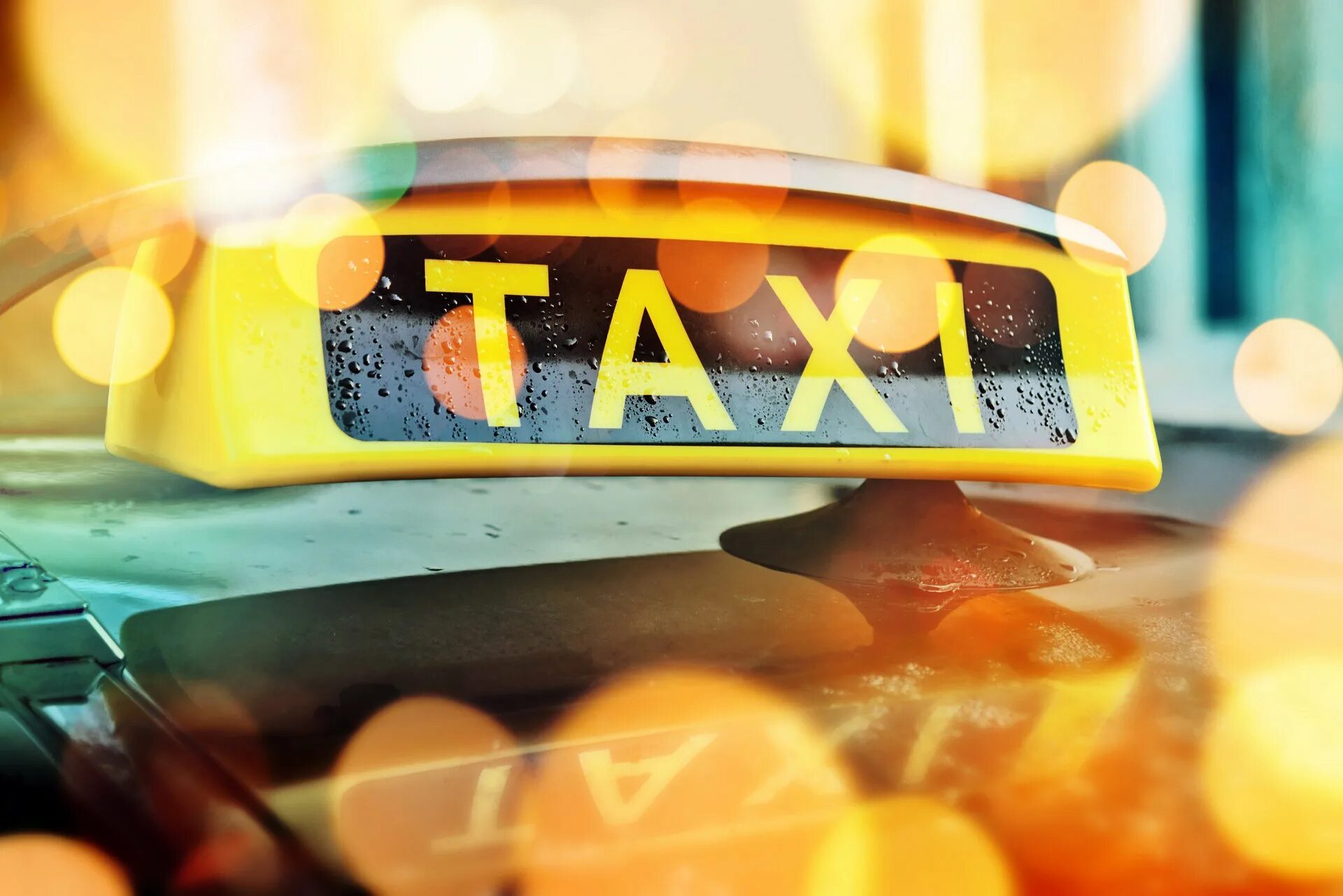 Taxi ordering. Такси. Такси картинки. Такси фон. Желтый фон такси.