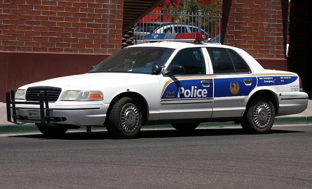 Форд лтд police. Pd cars. Сша. Ford taurus sfpd. Pd cars.