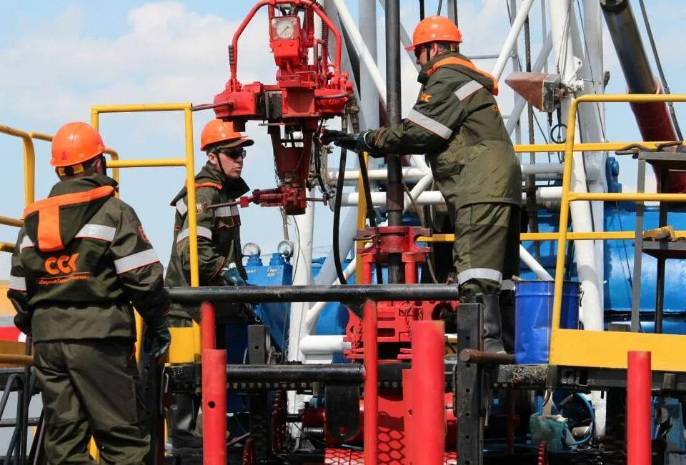 оборудование для нефтегазовой промышленности. сск сибирская сервисная компания. трубы пао тмк. работа в нефтегазовой отрасли. компания сск нефтеюганск.