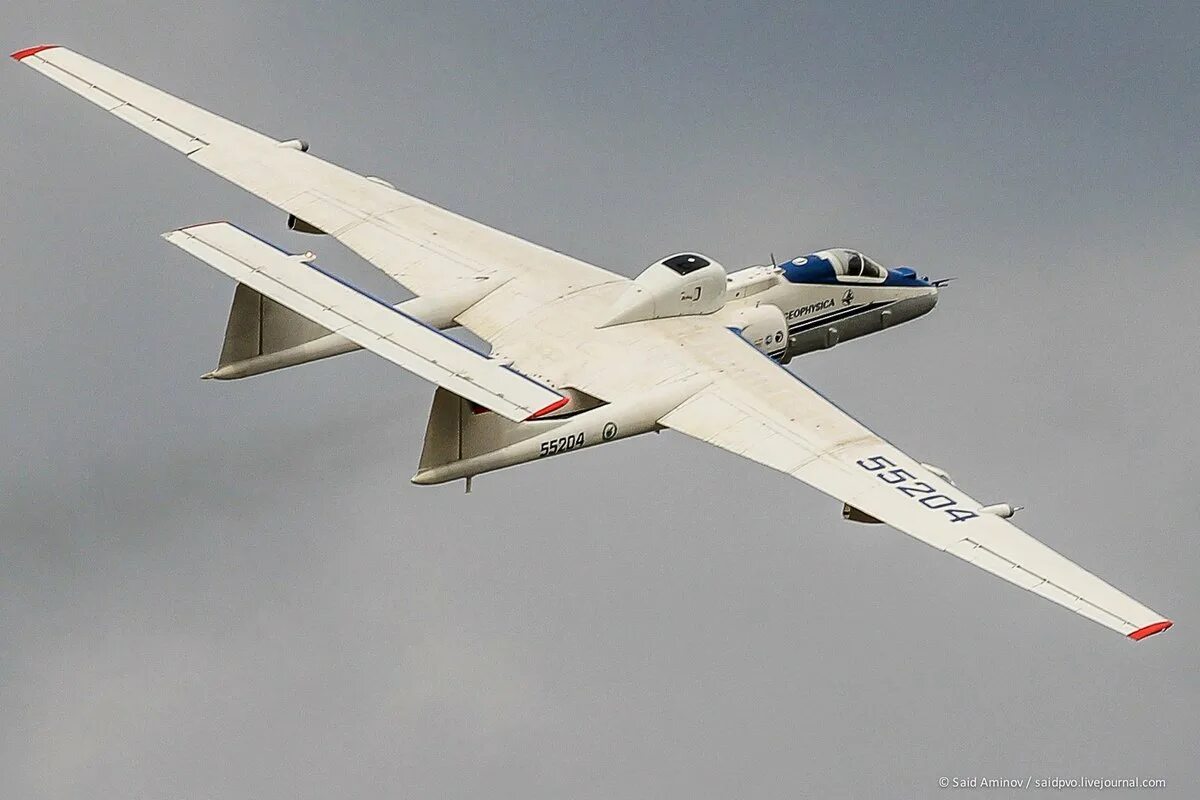 Бизнес центр чайка нижний новгород. Бомбардировщик м-4 3м бизон. Самолет мясищева 3м-т. Самолет вм-т атлант рязань. Мясищев вм-т атлант.