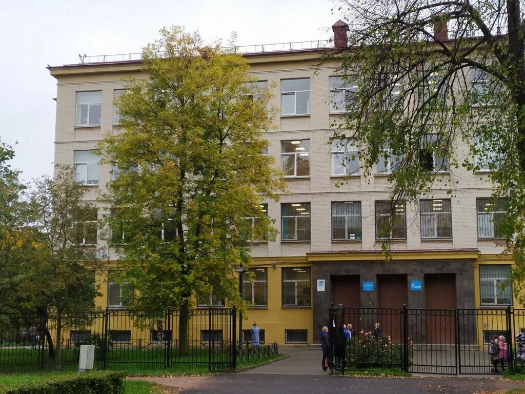 11. г. санкт-петербург, хрустальная улица, д. санкт-петербург, ул. хрустальная улица санкт-петербург бизнес центр.