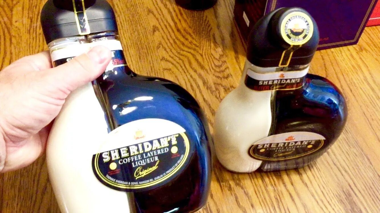 Ликер тест. Ликер Sheridan's Coffee layered Liqueur. Шериданс ликер крепость. Двойной ликер Шериданс. Ликер Шериданс кофейный.