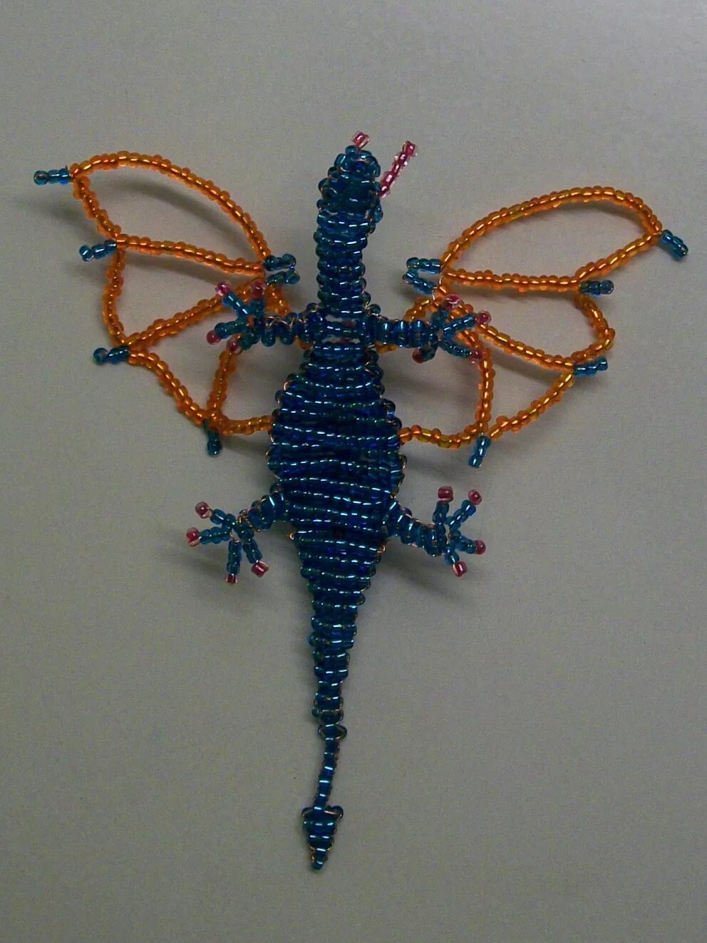 Дракон из бисера. Как сделать дракона из бисера для начинающих. Как сделать дракона из бисера для начинающих. Как сплести дракона из бисера. Дракон из бисера.