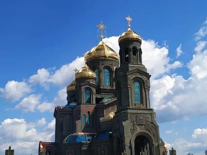 Две церкви