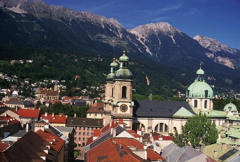 Город в австрии 4 буквы. Австрия Тироль Zell am see. Инсбрук Австрия. Инсбрук Австрия картина. Хард Австрия.