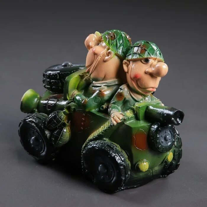 Копилка для мужчины. Подарок на 23 февраля танкисту. С 23 февраля стоматологу. Копилка на 23 февраля мальчикам. Мужская копилка для денег.