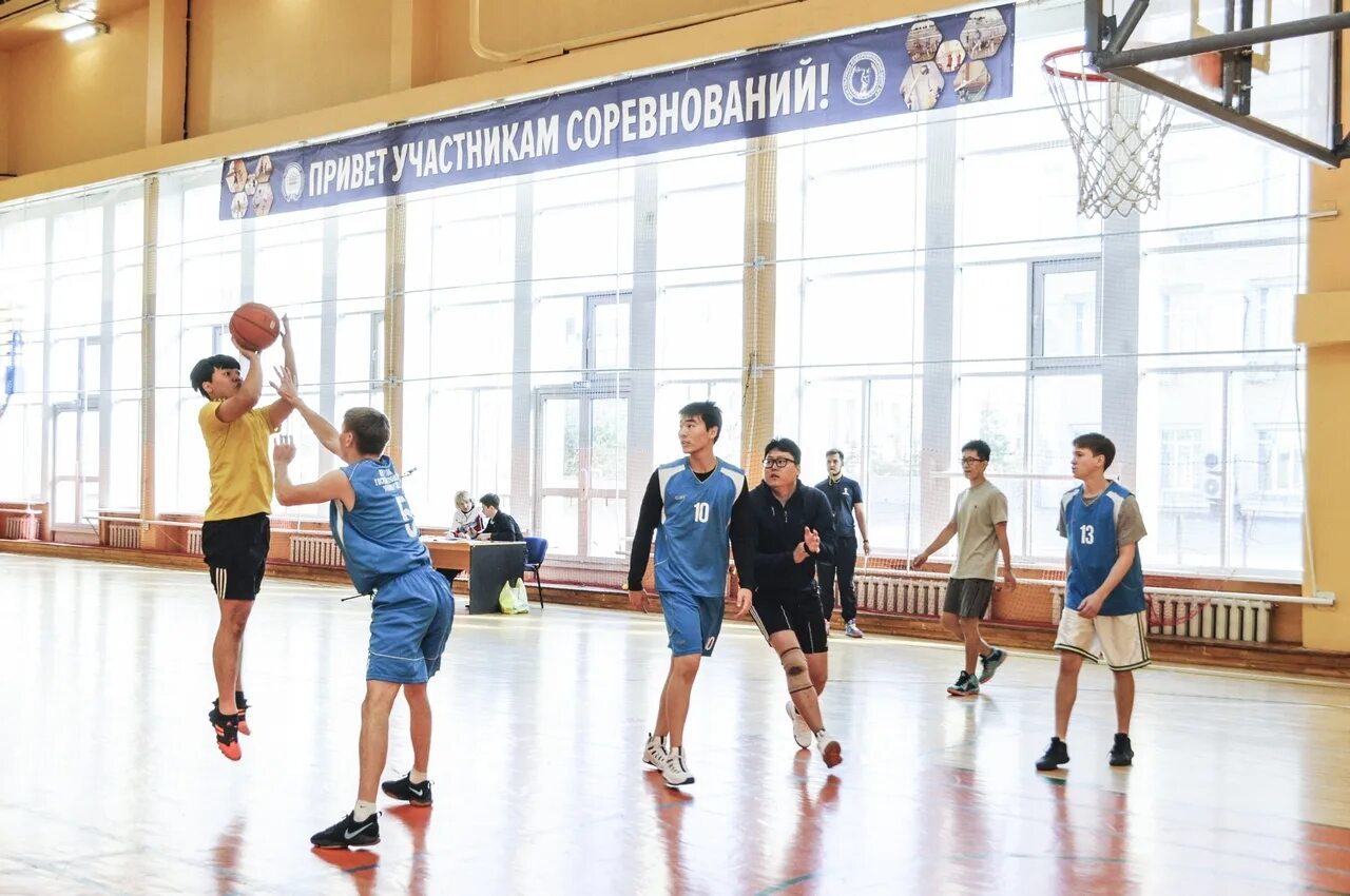 Спартакиада иркутск. Юи игу иркутск. Ису спорт. Команда сибирь мини-футбол. Сборная иркутска по баскетболу.
