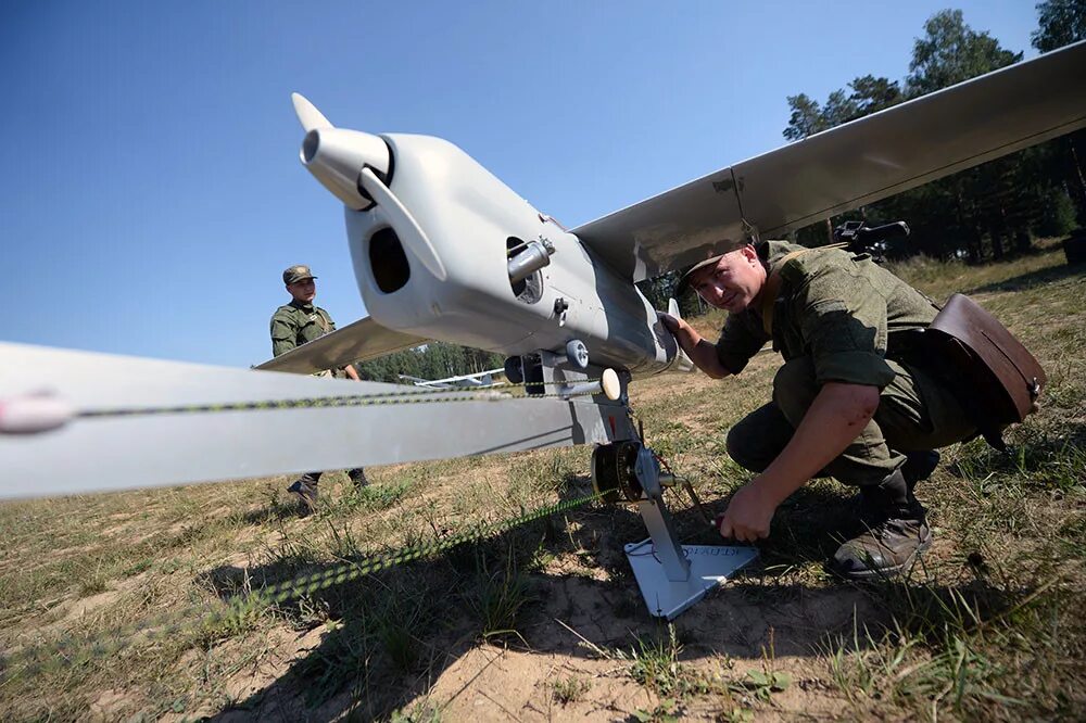 Что такое беспилотник на войне. Орлан-10 беспилотник. Орлан 10 камера Canon. Катапульта Орлан 10. БПЛА леер-3.