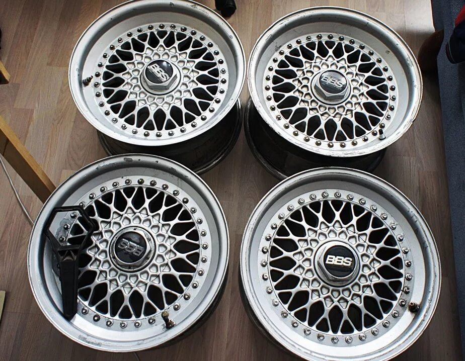 Продажа дисков москве. BBS r15 BMW. BMW BBS r14. BBS rs2 r16. BBS RS r14.