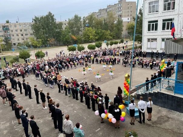 Сайт 94 нижнего новгорода. Школа 85 Нижний Новгород. 85 Гимназия Нижний Новгород. Школа 85 Воронеж. Директор школы 85 Нижний Новгород.