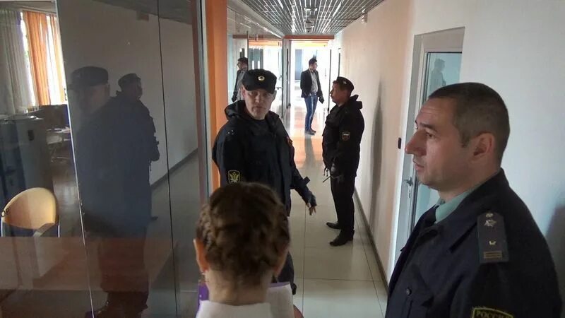Пристав крым. Симферополь ул киевская 81. Ул правды 10 севастополь судебные приставы. Симферополь ул киевская 150. Приставы симферополь киевская 150.
