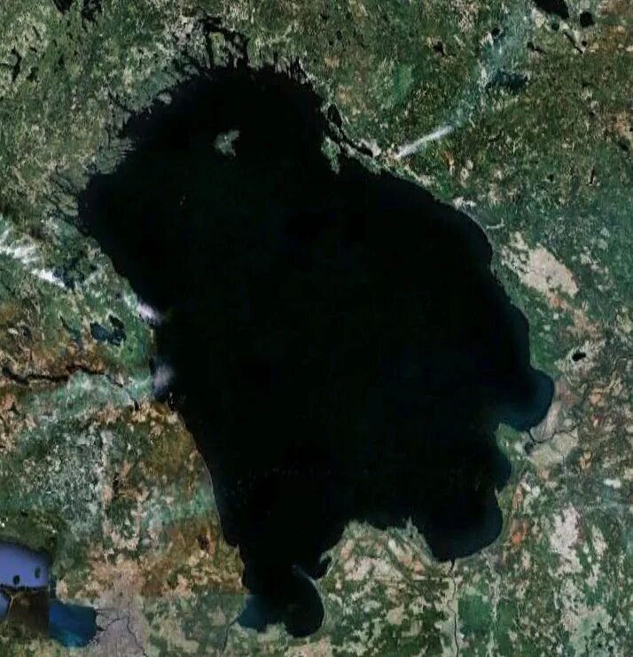 Ледовая обстановка онежское озеро. Онежское озеро с космоса. Ладога со спутника. Ладожское озеро со спутника в реальном времени. Онежское озеро снимок из космоса.