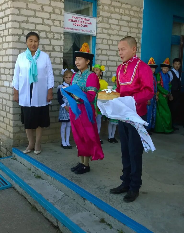 Погода ясная оловяннинский район. Улан Цацык Забайкальский край. Село Улан Цацык Оловяннинский. Улан Цацыкская ООШ. Ононская СОШ Оловяннинский район.