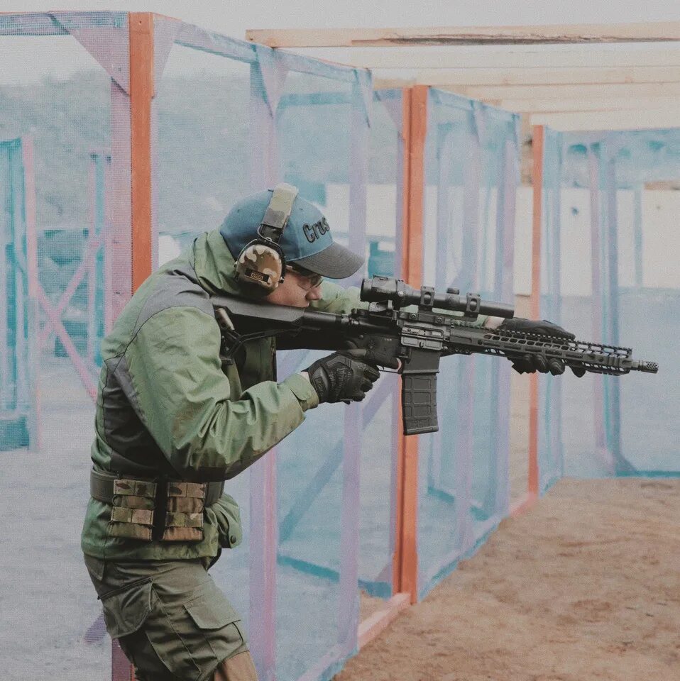 Федерация практической стрельбы санкт-петербурга. Курсы стрельбы спб. Стрельбище санкт петербург. Федерация тактической стрельбы спб. Евгений мантуров практическая стрельба.