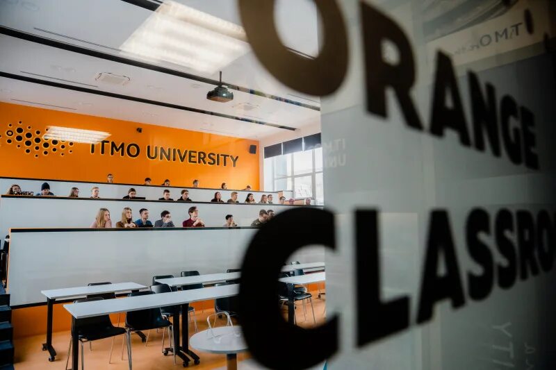 Orange class. Итмо orange classroom. итмо lemon classroom. itmo orange room.