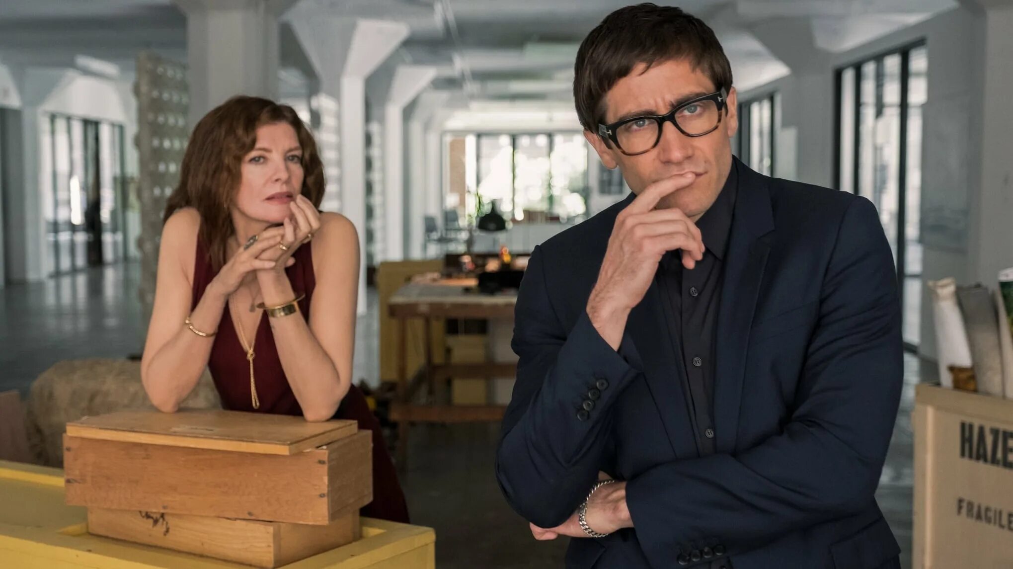 Бархатная пила трейлер. Velvet Buzzsaw 2019 Джейк Джилленхол. Джейк Джилленхол бархатная бензопила. Рене Руссо бархатная бензопила. Тони Коллетт бархатная бензопила.