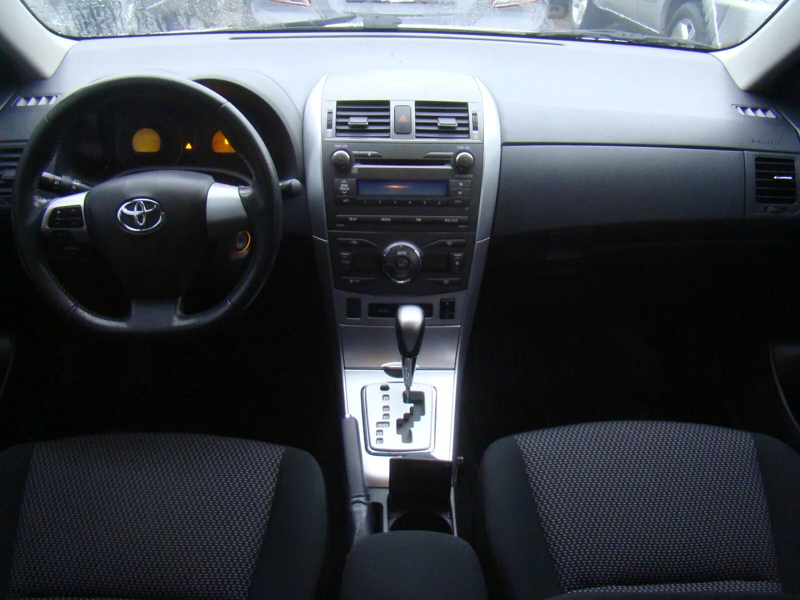 Королла на автомате. Тойота королла 10 автомат. тойота королла 2008 автомат. тойота королла 2008 салон автомат. тойота королла 2007 автомат.