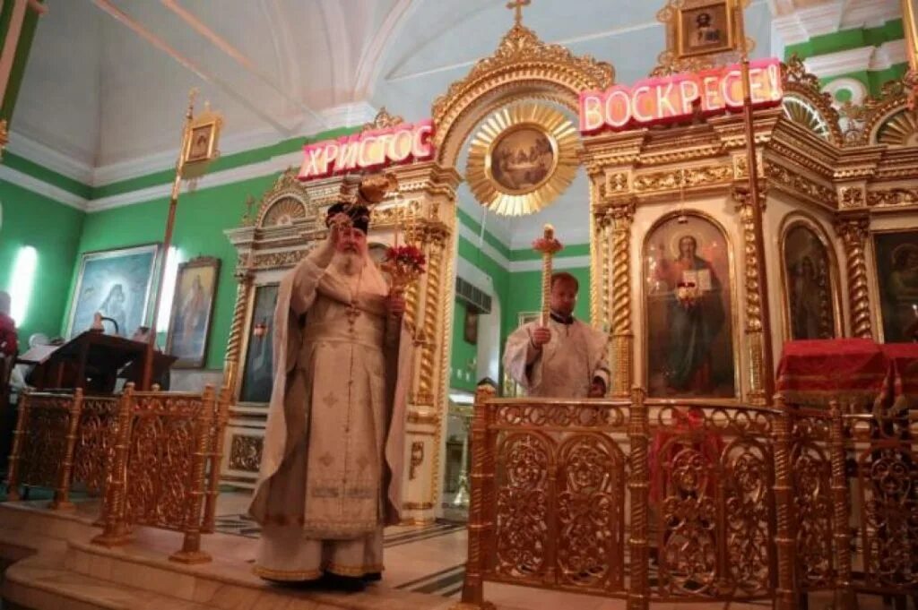 Епископ феогност новороссийский. Церковь в капустино анапский. Храм св. Службы в церкви анапы. Церковь в анапе пасха.