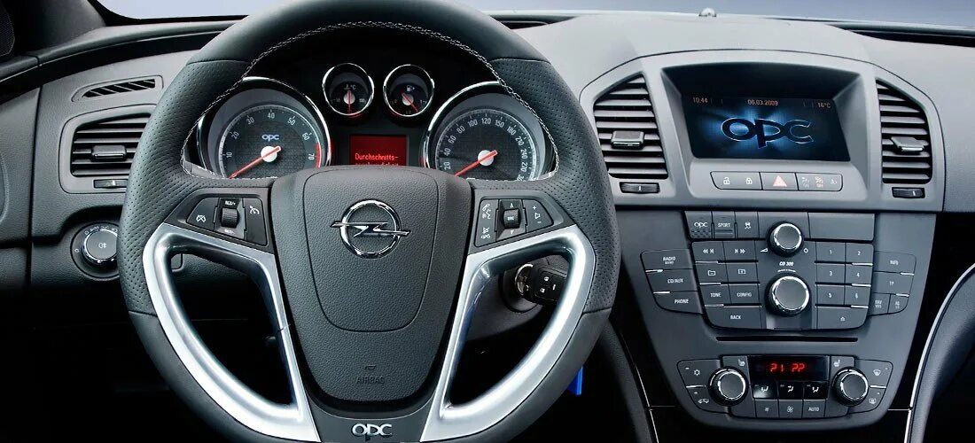 Инсигния салон. Opel insignia opc. опель инсигния 2011 салон. opel insignia 2010. opel insignia opc салон.