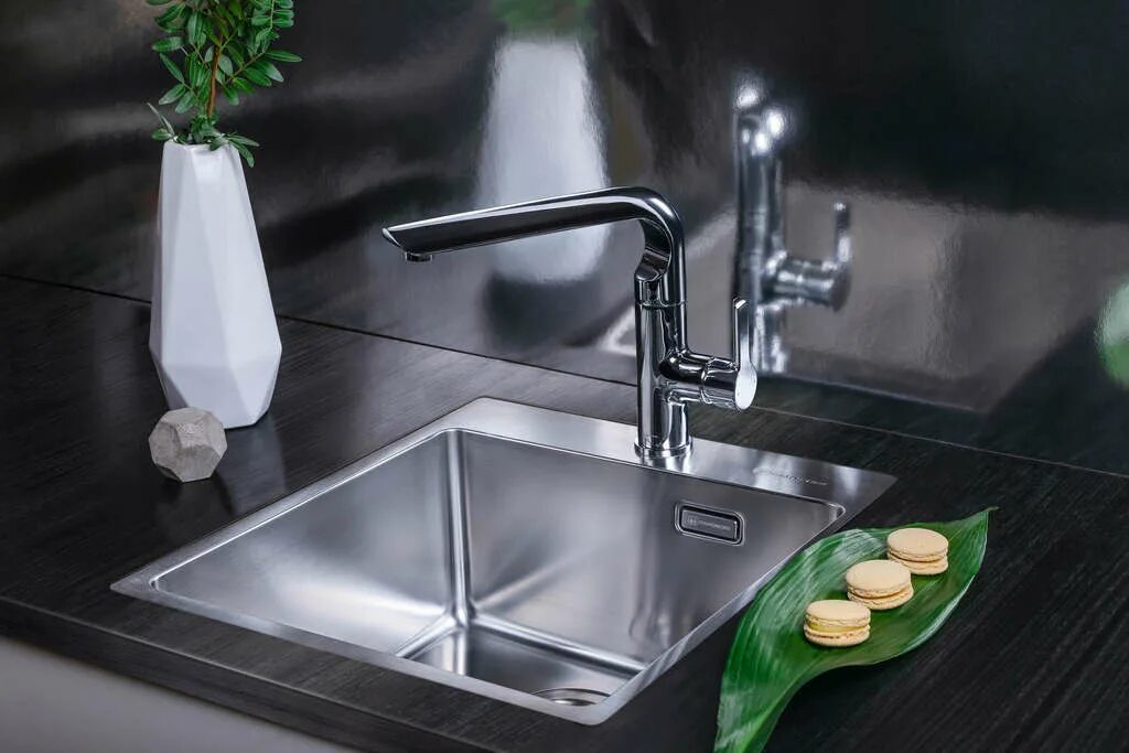 Omoikiri kata 55-2-u-bl. Мойка omoikiri taki 44-u/if-gm. Мойка omoikiri ashi 56-in (4993449). Omoikiri aomori 4994119. Мойка omoikiri sumi 79-dc.