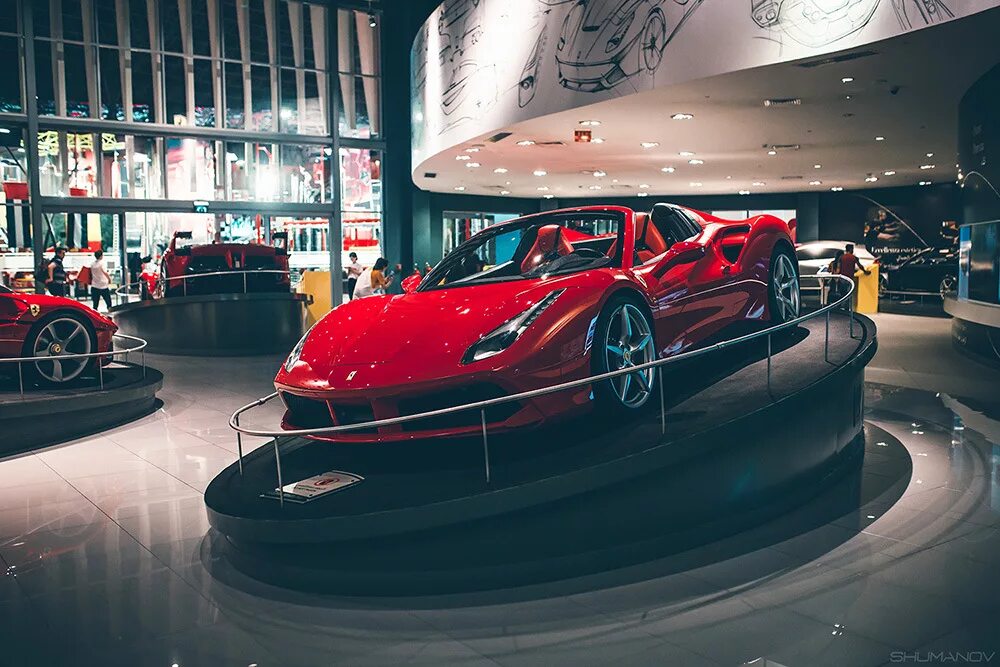 Парк феррари в дубае. Ferrari World Абу-Даби. Парк Ferrari World Abu Dhabi. Музей Феррари в Абу Даби. Ferrari World Дубай.