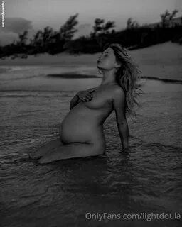 lightdoula Nude OnlyFans Leaks.