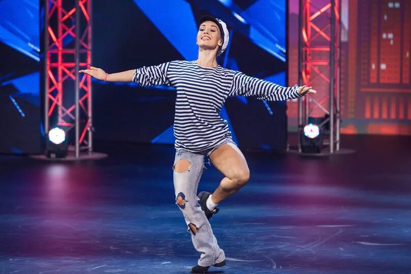 Индийский танец на тнт. Танцы 3 города. Танцы 3 города. Танцы 3 города. Танцы 3 города.