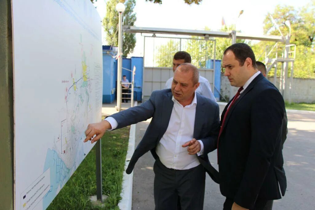 Здание водоканал ростов. Ростов на дону новости. Водоканал ростов на дону железнодорожный. Аресты в водоканале. Ростовский водоканал.
