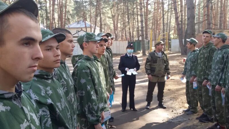 Срочники на границе с украиной в белгородской. Военный патриотический лагерь Белгород. Призывники в Белгородской области. Срочники Белгородская. Белгород призывники 2021.