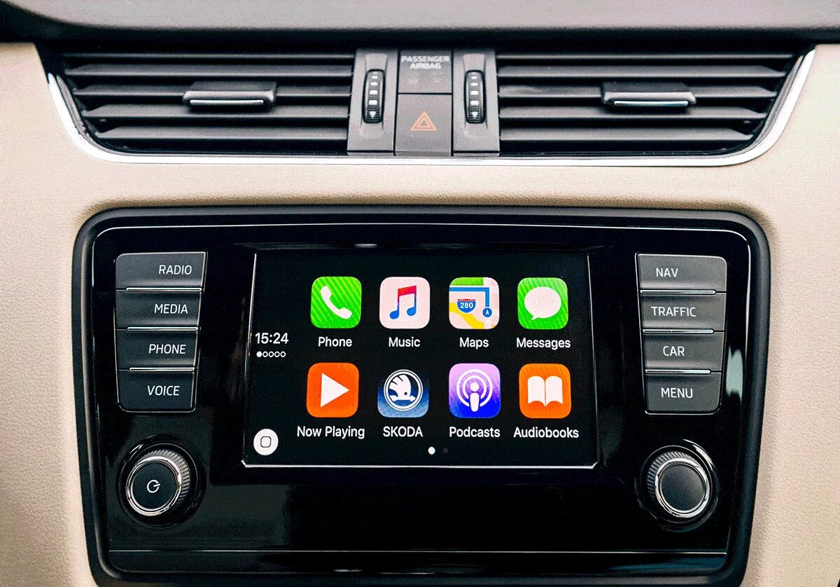 Радио для carplay. Carplay экран. carplay на приборную панель. дашборд carplay. skoda carplay.