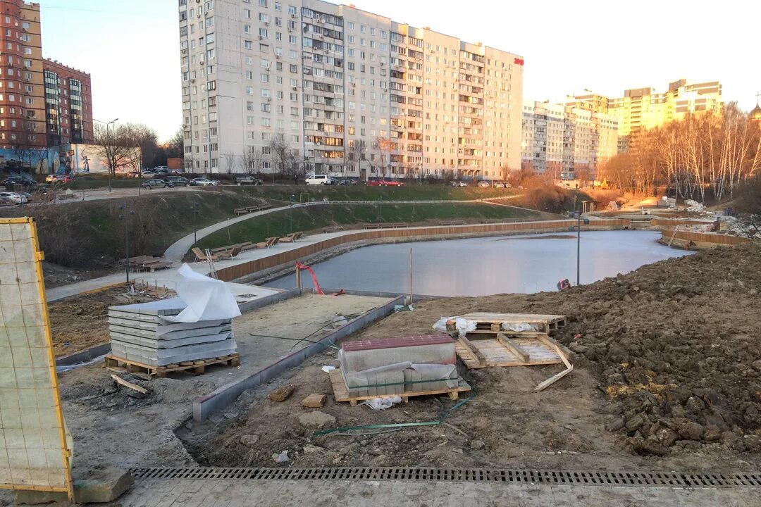 скейт парк видное у искры. видное интересные места. занявший видное место. памятники города видное. занявший видное место.