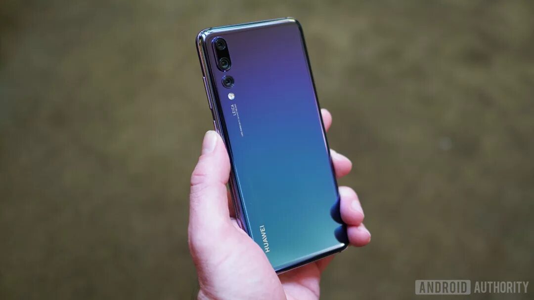 Huawei p20 прошивка. Хуавей p20 Pro. Huawei p20 Pro Twilight. Huawei p20 и p20 Pro. P20 Pro Midnight Blue.