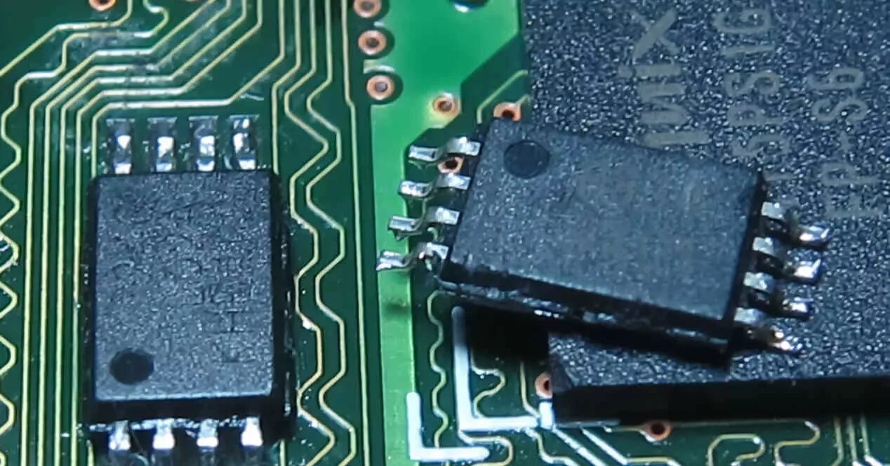 Eeprom аналоги. Spd памяти. eeprom чип. чип ram.
