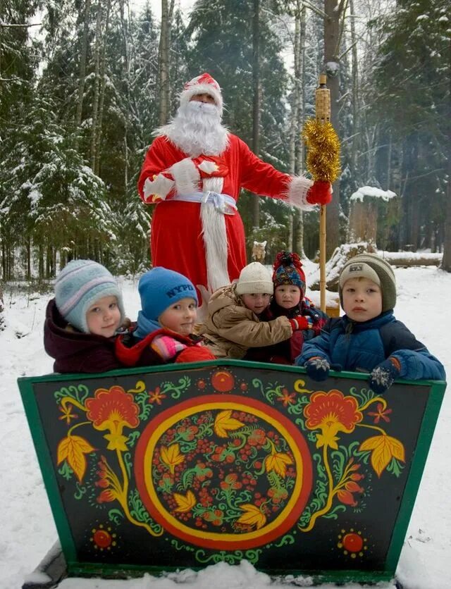 Готовимся к масленице. Праздник в токсово. Дед мороз в токсово. Токсово детский сад. Праздник в токсово.