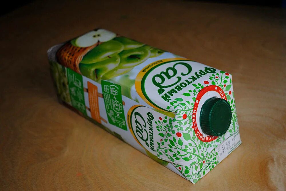 Поделки из коробок из под молока. Поделки из коробки. Коробочка из под сока. Коробка из под молока. Машинка из коробочки сока.