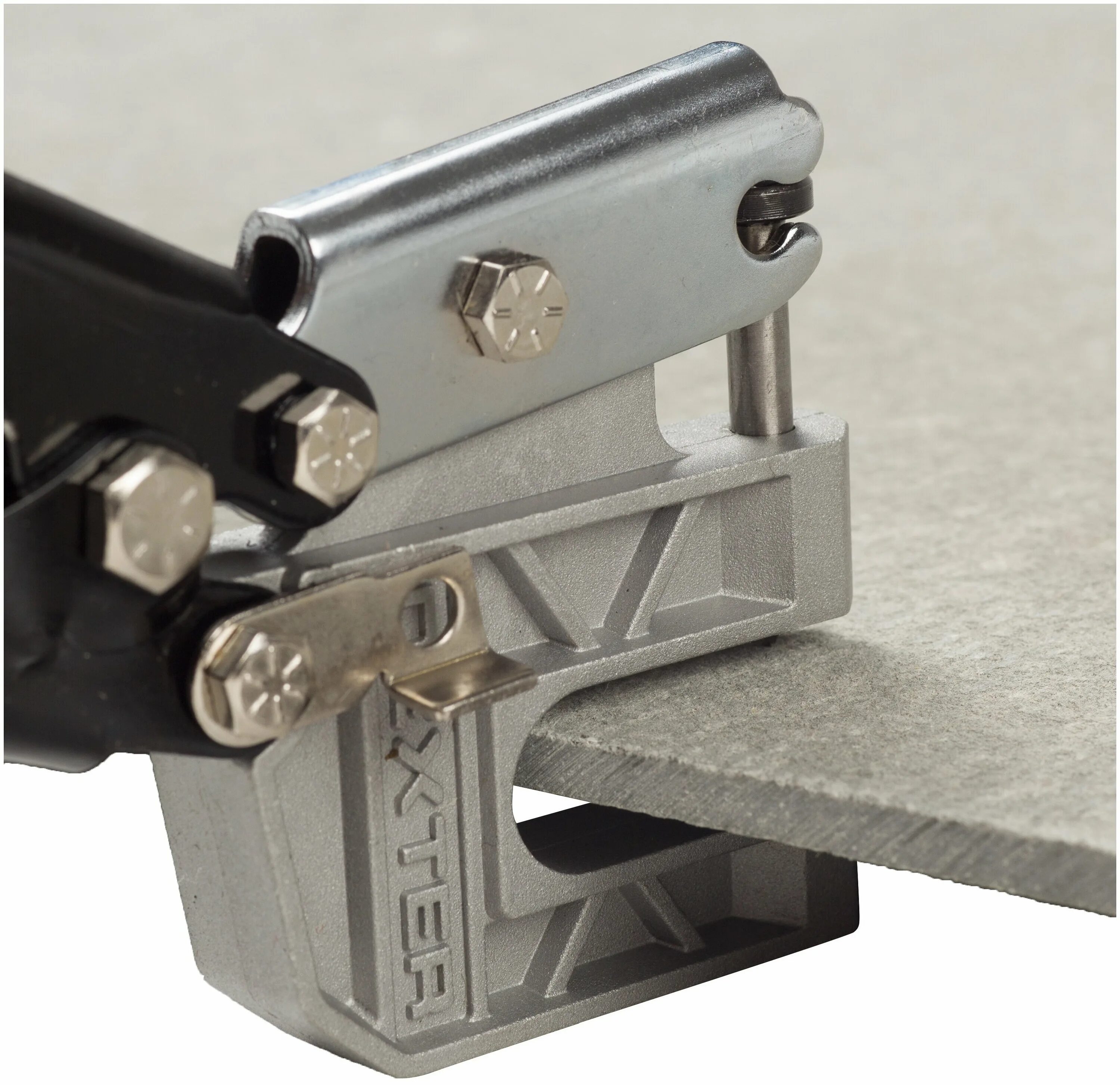 Просекатель отверстий 230мм. Просекатель зубр 31351. Просекатель профиля для гипсокартона 300мм. Просекатель листового металла. Matrix 87951.