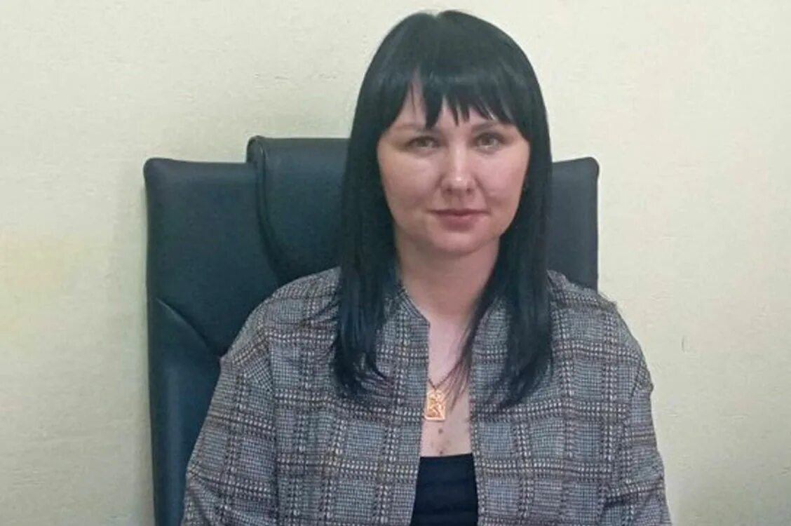 Бухгалтер каменск шахтинский. Бухгалтер каменск шахтинский. Бухгалтер каменск шахтинский. Кларабара каменск-шахтинский. Бухгалтер каменск шахтинский.