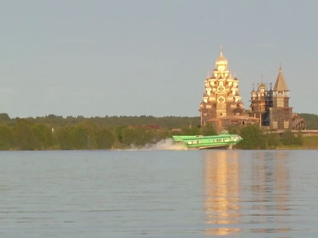 Билеты на метеор в кижи из петрозаводска. Метеор карелия кижи. комета петрозаводск кижи. метеор на остров кижи. комета на остров кижи.