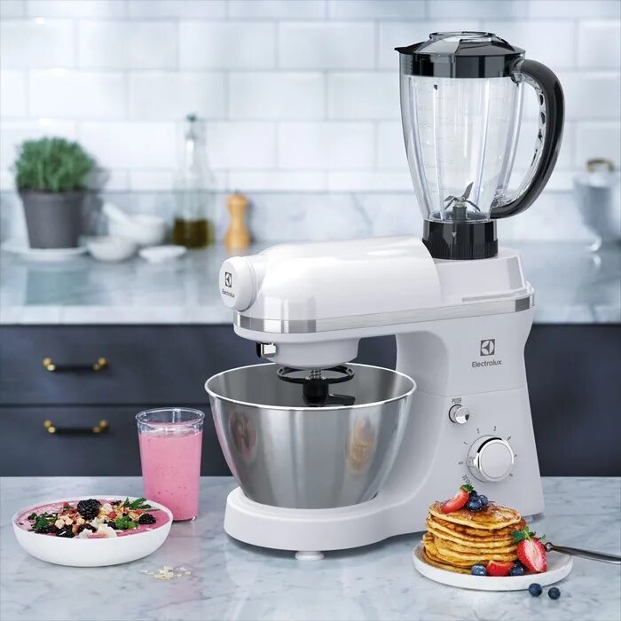 Кухонные комбайны electrolux. Кухонный комбайн electrolux ekm5570 дополнительные насадки. Electrolux assistent line блендер стакан. Кухонные комбайны electrolux. Кухонный комбайн электролюкс.