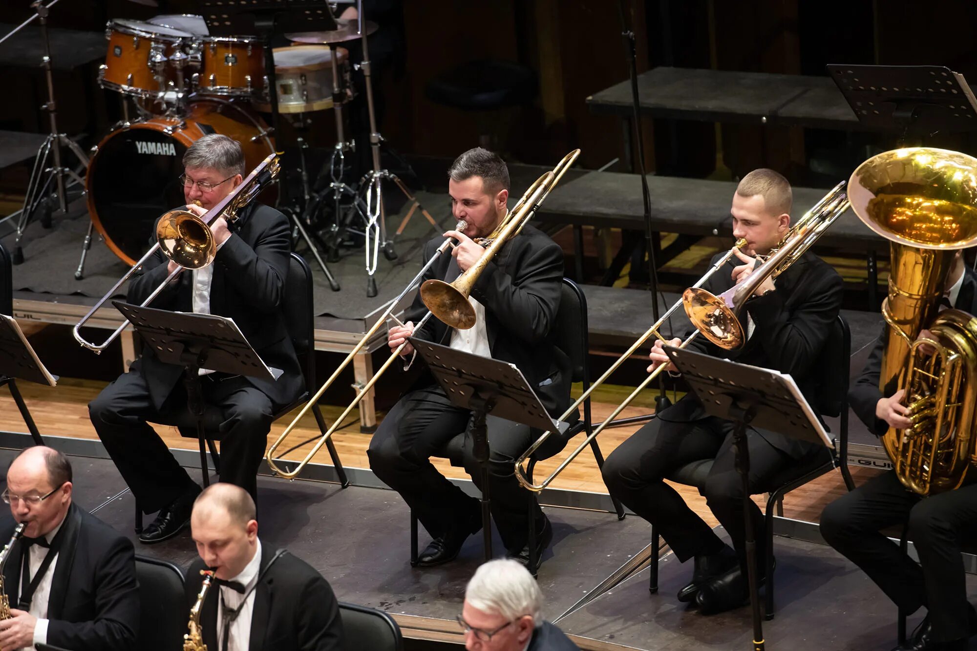 Дирижеры духовых оркестров. Халилова. Духовой оркестр. Детский духовой оркестр саратов бэнд. Дирижеры духовых оркестров.