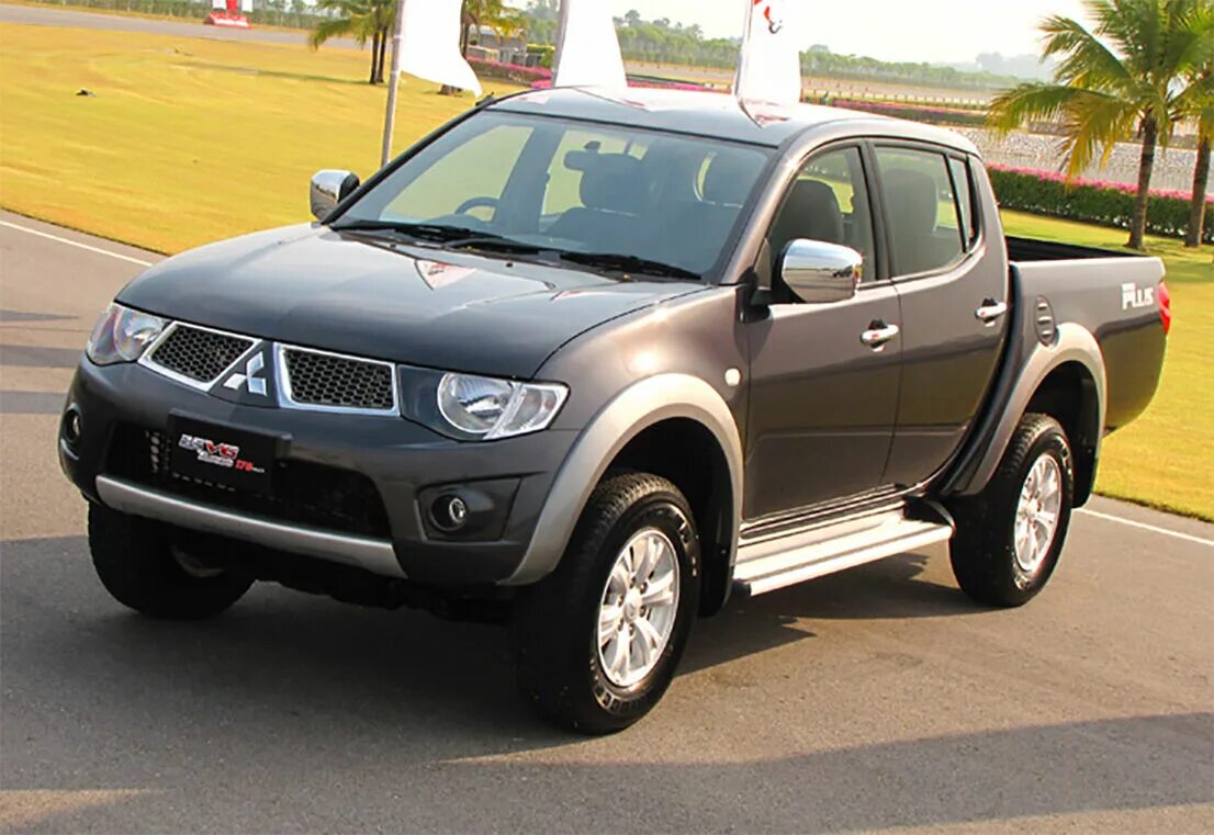 Mitsubishi l200 Triton. Митсубиси л200. Митсубиши л200 Тритон. L 200 Mitsubishi l200.