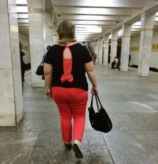 Искать смешные картинки
