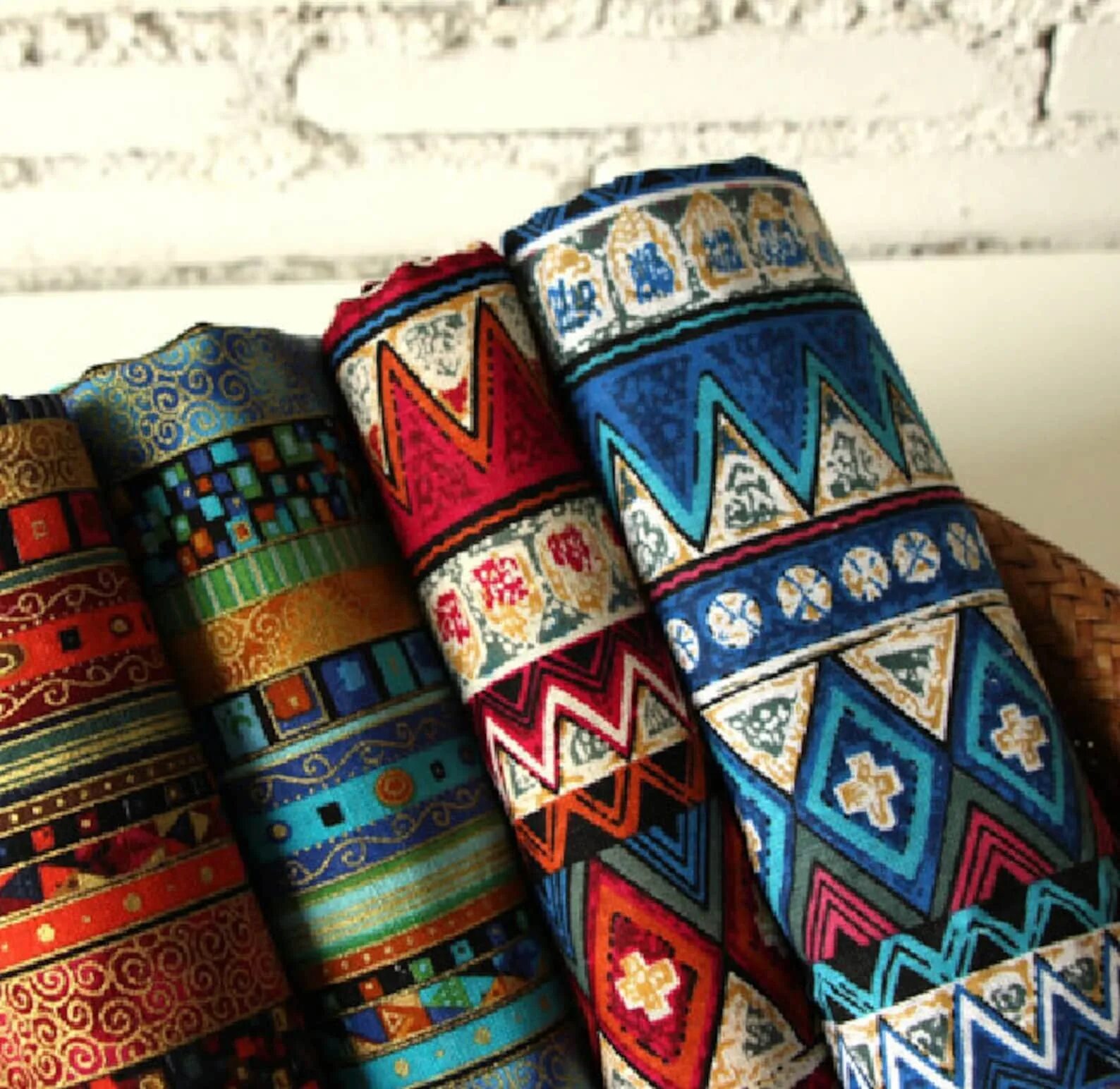 Этнические ткани. Ткань с этническим орнаментом. Ткань этно. Африканские ткани. Ткань тесьма этно.