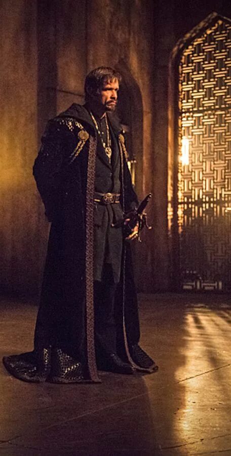 Ras al ghul gotham. Рас аль гул готэм сериал. Рас аль гул стрела. Рас аль гул. Рас аль гул стрела.